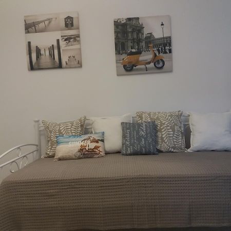 Nikoletta Rooms Páros Dış mekan fotoğraf