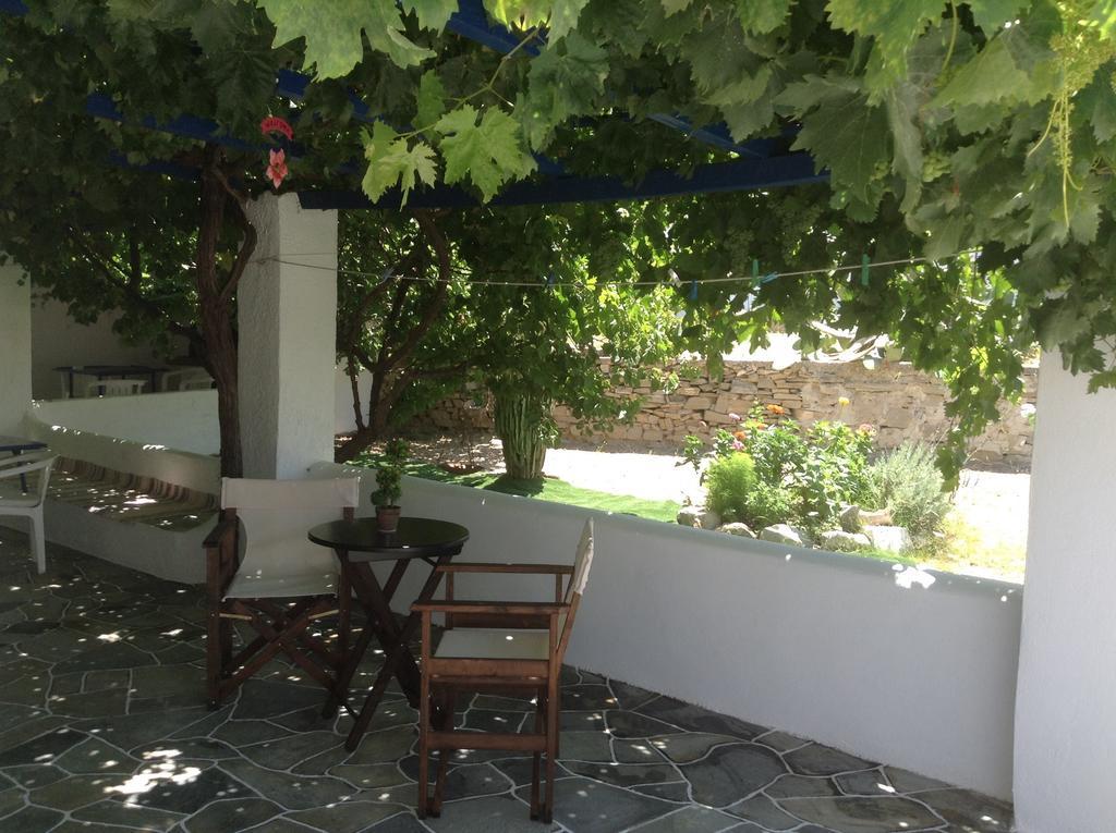 Nikoletta Rooms Páros Dış mekan fotoğraf