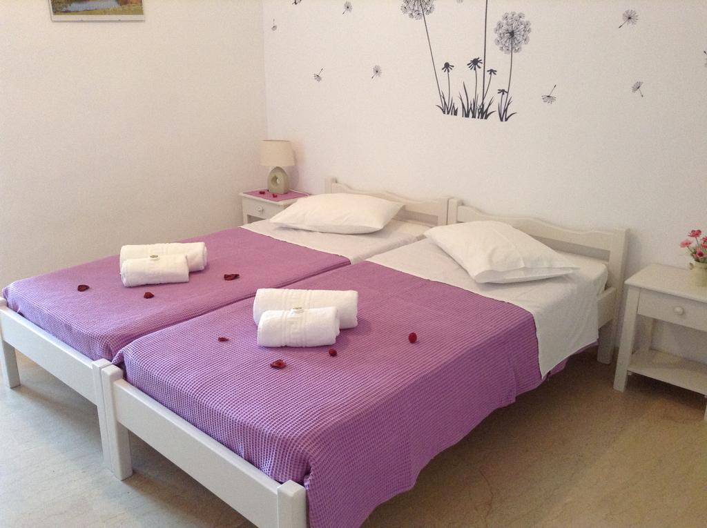 Nikoletta Rooms Páros Dış mekan fotoğraf