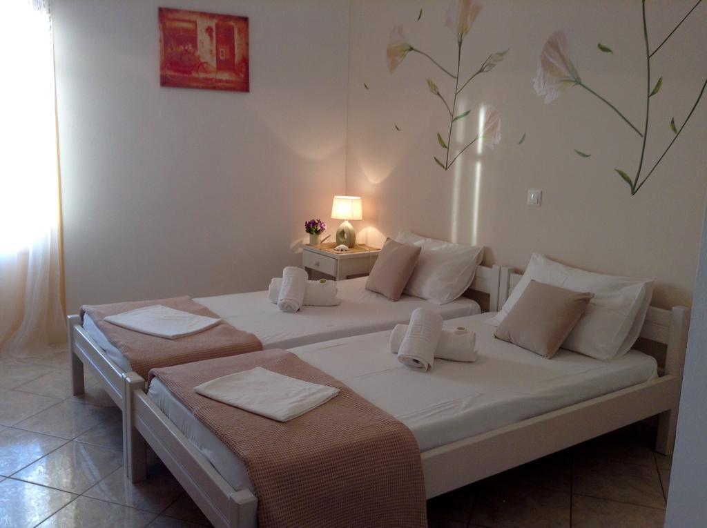 Nikoletta Rooms Páros Dış mekan fotoğraf