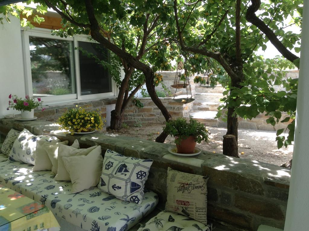 Nikoletta Rooms Páros Dış mekan fotoğraf