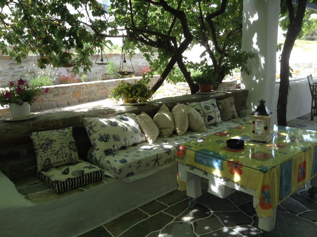 Nikoletta Rooms Páros Dış mekan fotoğraf